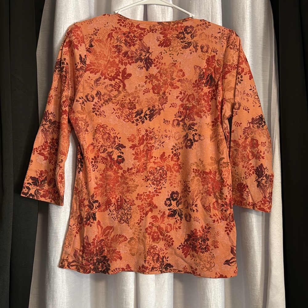 Basic Edition Floral - Picture 2 of 2